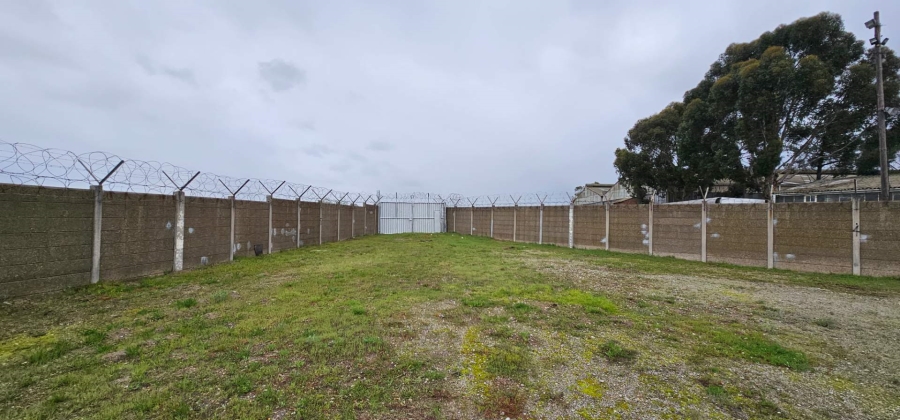 Commercial Property for Sale in Ravensmead Western Cape